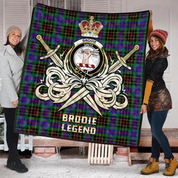 ScotsTee Shop Scottish Brodie Hunting Modern Clan Crest Tartan Quilt The Golden Sword of Courageous Legacy Quilt