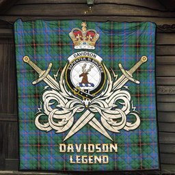 ScotsTee Shop Scottish Davidson Ancient Clan Crest Tartan Quilt The Golden Sword of Courageous Legacy Quilt