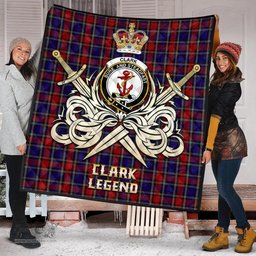 ScotsTee Shop Scottish Clark Red Clan Crest Tartan Quilt The Golden Sword of Courageous Legacy Quilt