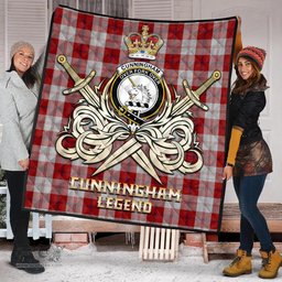 ScotsTee Shop Scottish Cunningham Dress Clan Crest Tartan Quilt The Golden Sword of Courageous Legacy Quilt