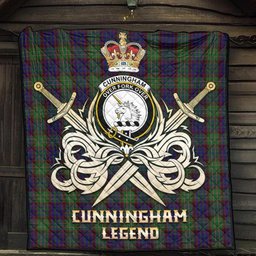 ScotsTee Shop Scottish Cunningham Hunting Clan Crest Tartan Quilt The Golden Sword of Courageous Legacy Quilt