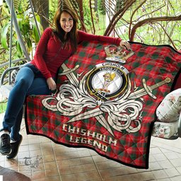 ScotsTee Shop Scottish Chisholm Modern Clan Crest Tartan Quilt The Golden Sword of Courageous Legacy Quilt