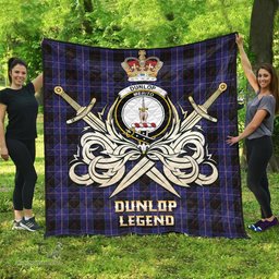 ScotsTee Shop Scottish Dunlop Clan Crest Tartan Quilt The Golden Sword of Courageous Legacy Quilt
