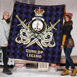 ScotsTee Shop Scottish Dunlop Clan Crest Tartan Quilt The Golden Sword of Courageous Legacy Quilt