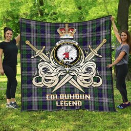 ScotsTee Shop Scottish Colquhoun Dress Clan Crest Tartan Quilt The Golden Sword of Courageous Legacy Quilt