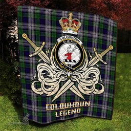 ScotsTee Shop Scottish Colquhoun Dress Clan Crest Tartan Quilt The Golden Sword of Courageous Legacy Quilt