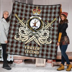 ScotsTee Shop Scottish Fraser Dress Clan Crest Tartan Quilt The Golden Sword of Courageous Legacy Quilt
