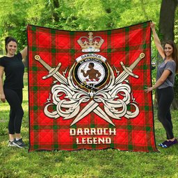 ScotsTee Shop Scottish Darroch Clan Crest Tartan Quilt The Golden Sword of Courageous Legacy Quilt