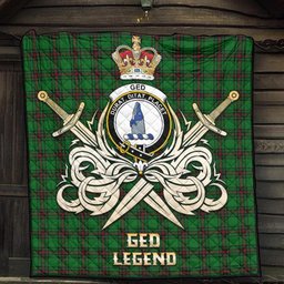 ScotsTee Shop Scottish Ged Clan Crest Tartan Quilt The Golden Sword of Courageous Legacy Quilt