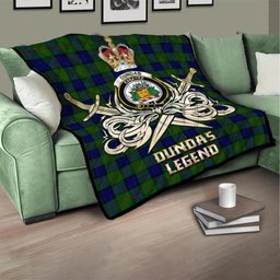 ScotsTee Shop Scottish Dundas Modern Clan Crest Tartan Quilt The Golden Sword of Courageous Legacy Quilt