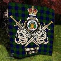 ScotsTee Shop Scottish Dundas Modern Clan Crest Tartan Quilt The Golden Sword of Courageous Legacy Quilt