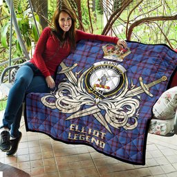 ScotsTee Shop Scottish Elliot Modern Clan Crest Tartan Quilt The Golden Sword of Courageous Legacy Quilt