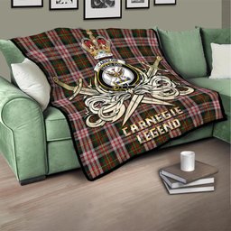 ScotsTee Shop Scottish Carnegie Dress Clan Crest Tartan Quilt The Golden Sword of Courageous Legacy Quilt