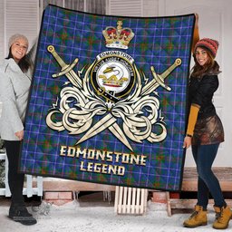 ScotsTee Shop Scottish Edmonstone Clan Crest Tartan Quilt The Golden Sword of Courageous Legacy Quilt