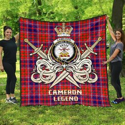 ScotsTee Shop Scottish Cameron of Lochiel Modern Clan Crest Tartan Quilt The Golden Sword of Courageous Legacy Quilt