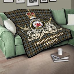 ScotsTee Shop Scottish Farquharson Weathered Clan Crest Tartan Quilt The Golden Sword of Courageous Legacy Quilt
