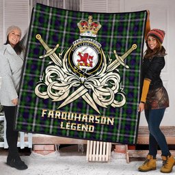 ScotsTee Shop Scottish Farquharson Dress Clan Crest Tartan Quilt The Golden Sword of Courageous Legacy Quilt