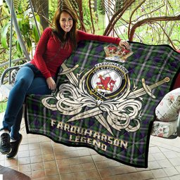 ScotsTee Shop Scottish Farquharson Dress Clan Crest Tartan Quilt The Golden Sword of Courageous Legacy Quilt
