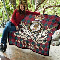 ScotsTee Shop Scottish Fotheringham Modern Clan Crest Tartan Quilt The Golden Sword of Courageous Legacy Quilt