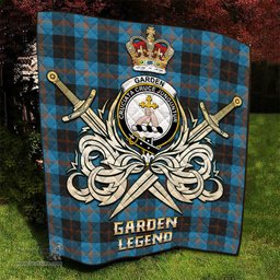ScotsTee Shop Scottish Garden Clan Crest Tartan Quilt The Golden Sword of Courageous Legacy Quilt