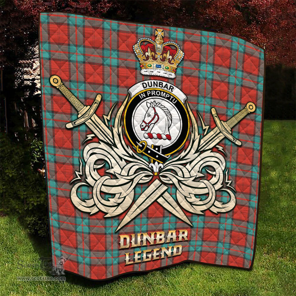 ScotsTee Shop Scottish Dunbar Ancient Clan Crest Tartan Quilt The Golden Sword of Courageous Legacy Quilt