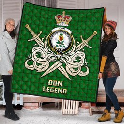 ScotsTee Shop Scottish Don Clan Crest Tartan Quilt The Golden Sword of Courageous Legacy Quilt
