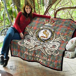 ScotsTee Shop Scottish MacIntosh Ancient Clan Crest Tartan Quilt The Golden Sword of Courageous Legacy Quilt