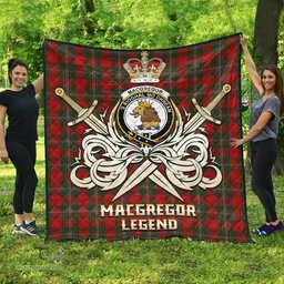 ScotsTee Shop Scottish MacGregor Clan Crest Tartan Quilt The Golden Sword of Courageous Legacy Quilt