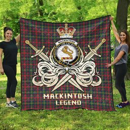 ScotsTee Shop Scottish MacKintosh Hunting Modern Clan Crest Tartan Quilt The Golden Sword of Courageous Legacy Quilt
