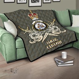 ScotsTee Shop Scottish Haig Clan Crest Tartan Quilt The Golden Sword of Courageous Legacy Quilt