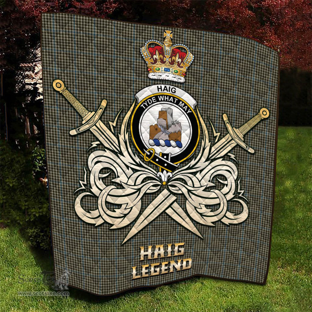ScotsTee Shop Scottish Haig Clan Crest Tartan Quilt The Golden Sword of Courageous Legacy Quilt