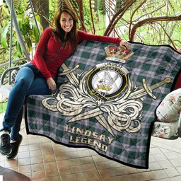 ScotsTee Shop Scottish Lindsay Dress Clan Crest Tartan Quilt The Golden Sword of Courageous Legacy Quilt