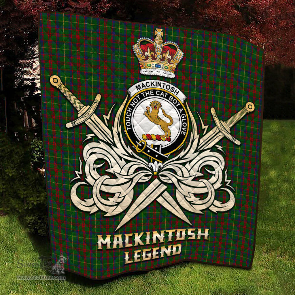 ScotsTee Shop Scottish MacKintosh Hunting Clan Crest Tartan Quilt The Golden Sword of Courageous Legacy Quilt