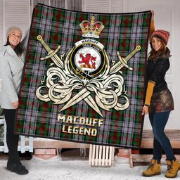 ScotsTee Shop Scottish MacDuff Dress Clan Crest Tartan Quilt The Golden Sword of Courageous Legacy Quilt