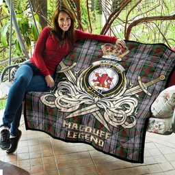 ScotsTee Shop Scottish MacDuff Dress Clan Crest Tartan Quilt The Golden Sword of Courageous Legacy Quilt