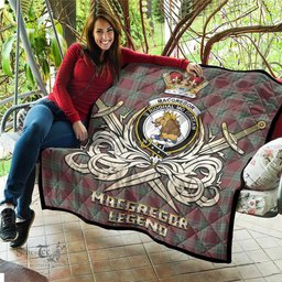 ScotsTee Shop Scottish MacGregor Hunting Ancient Clan Crest Tartan Quilt The Golden Sword of Courageous Legacy Quilt