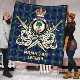 ScotsTee Shop Scottish Hamilton Hunting Modern Clan Crest Tartan Quilt The Golden Sword of Courageous Legacy Quilt