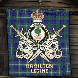 ScotsTee Shop Scottish Hamilton Hunting Modern Clan Crest Tartan Quilt The Golden Sword of Courageous Legacy Quilt