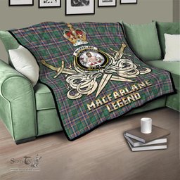 ScotsTee Shop Scottish MacFarlane Hunting Ancient Clan Crest Tartan Quilt The Golden Sword of Courageous Legacy Quilt