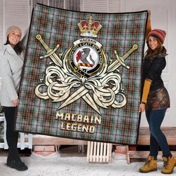 ScotsTee Shop Scottish MacBain Dress Clan Crest Tartan Quilt The Golden Sword of Courageous Legacy Quilt