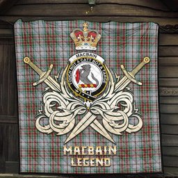 ScotsTee Shop Scottish MacBain Dress Clan Crest Tartan Quilt The Golden Sword of Courageous Legacy Quilt