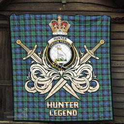 ScotsTee Shop Scottish Hunter Ancient Clan Crest Tartan Quilt The Golden Sword of Courageous Legacy Quilt