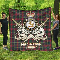 ScotsTee Shop Scottish MacIntosh Hunting Modern Clan Crest Tartan Quilt The Golden Sword of Courageous Legacy Quilt