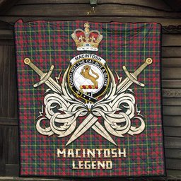 ScotsTee Shop Scottish MacIntosh Hunting Modern Clan Crest Tartan Quilt The Golden Sword of Courageous Legacy Quilt
