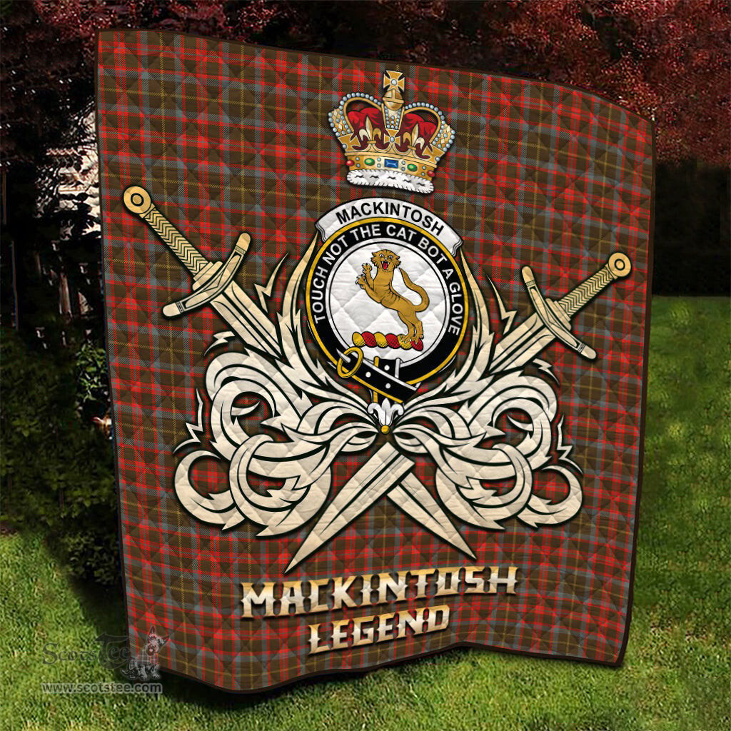 ScotsTee Shop Scottish MacKintosh Hunting Weathered Clan Crest Tartan Quilt The Golden Sword of Courageous Legacy Quilt