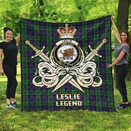 ScotsTee Shop Scottish Leslie Hunting Clan Crest Tartan Quilt The Golden Sword of Courageous Legacy Quilt