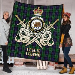 ScotsTee Shop Scottish Leslie Hunting Clan Crest Tartan Quilt The Golden Sword of Courageous Legacy Quilt
