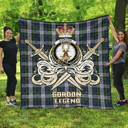 ScotsTee Shop Scottish Gordon Dress Clan Crest Tartan Quilt The Golden Sword of Courageous Legacy Quilt