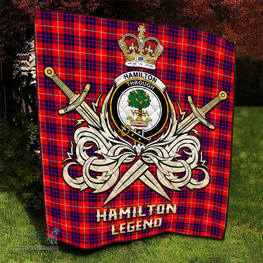 ScotsTee Shop Scottish Hamilton Modern Clan Crest Tartan Quilt The Golden Sword of Courageous Legacy Quilt