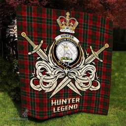 ScotsTee Shop Scottish Hunter USA Clan Crest Tartan Quilt The Golden Sword of Courageous Legacy Quilt
